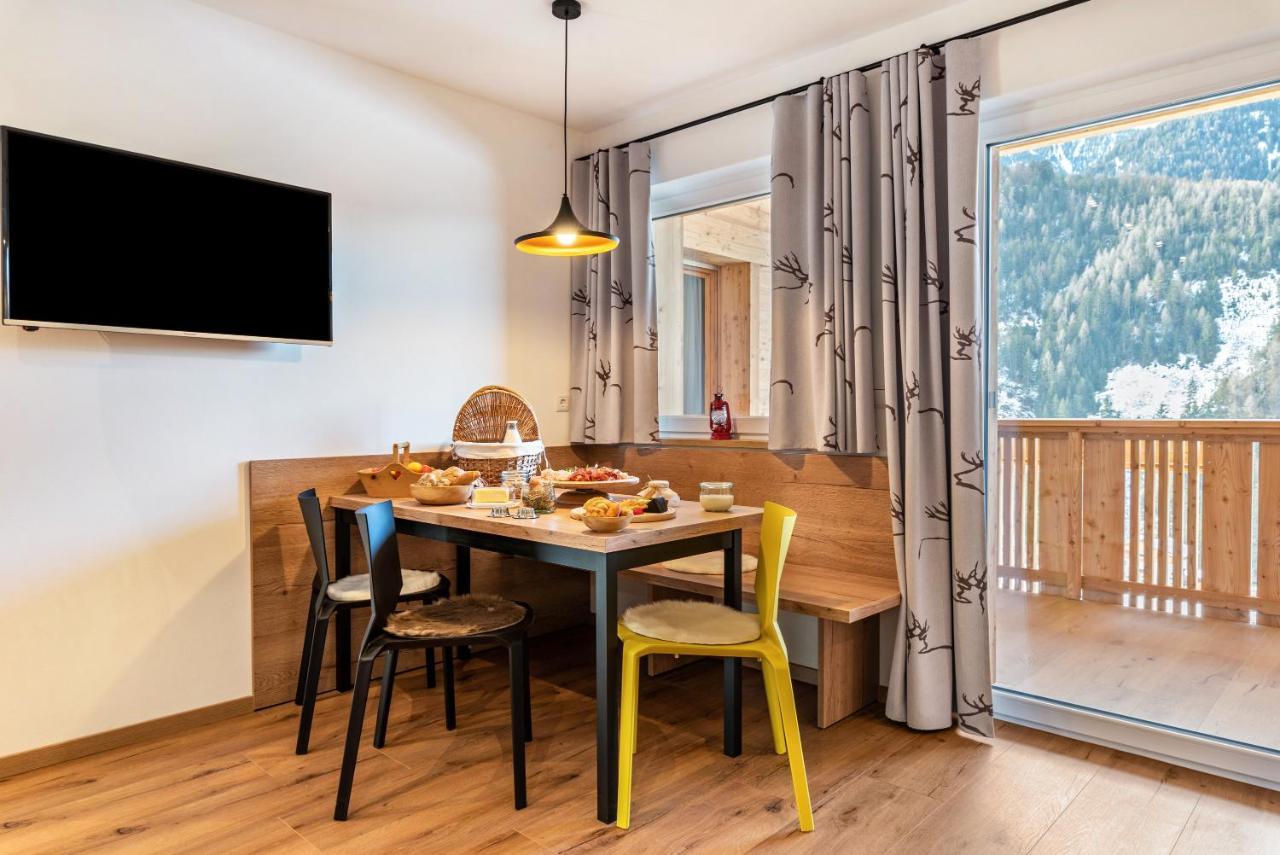 Balbeinhof Apt Hirsch Luson Exterior photo