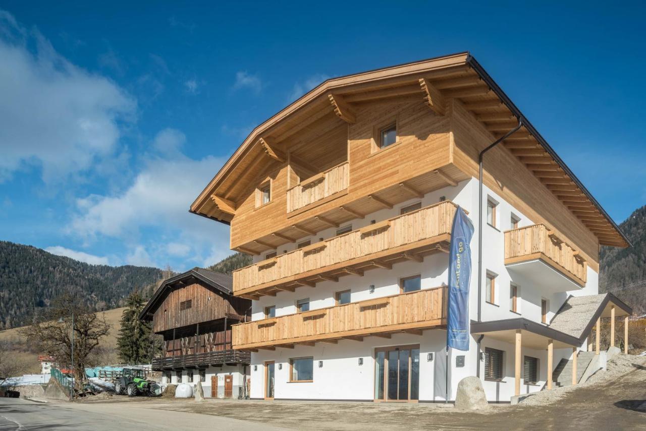 Balbeinhof Apt Hirsch Luson Exterior photo